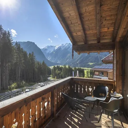 In Neukirchen Near Lift * Neukirchen am Großvenediger