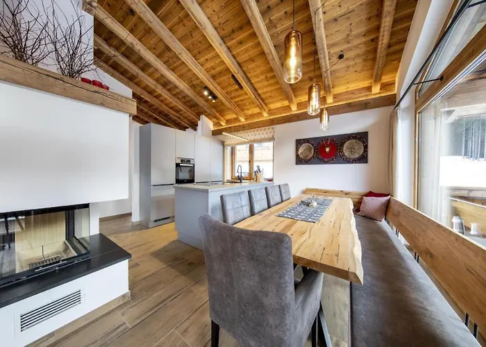 In Neukirchen Near Lift Horská chata *